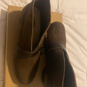 Ugg belted wright bootie